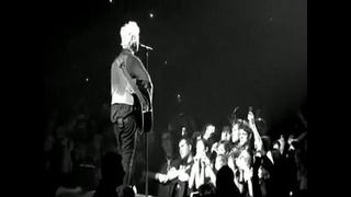 Green Day – Last Night On The Earth Live