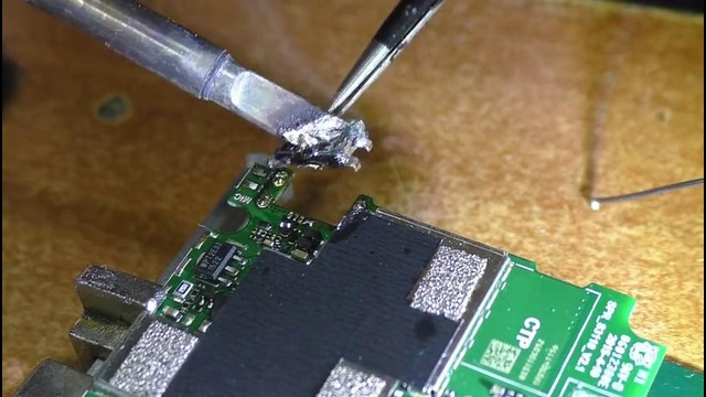 Замена micro-USB разъёма паяльником (без фена). Смартфон Fly FS501