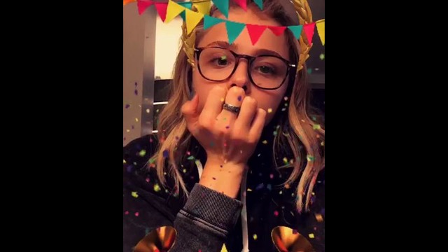 Хлоя опубликовала новое видео у себя в «Instagram»
