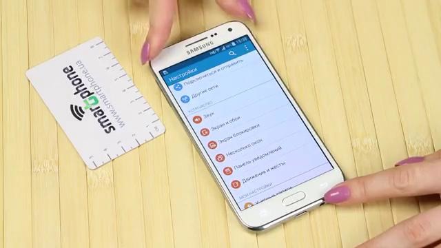 Samsung Galaxy E5 – обзор. Кореец среднего дивизиона