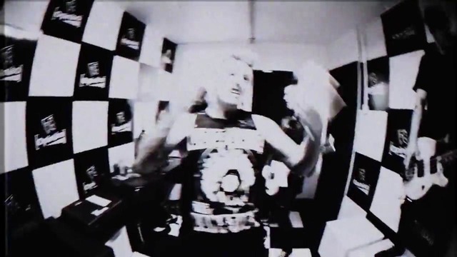 Papa Roach – Crooked Teeth (Official Video) HD