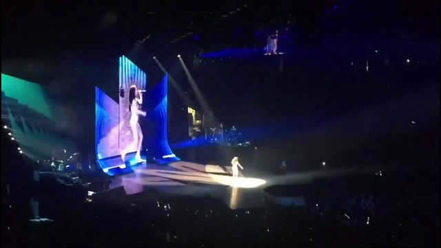 Selena Gomez Full Revival Tour Vlog