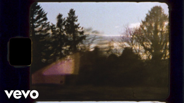 Ludovico Einaudi – Experience (Official Visualizer)