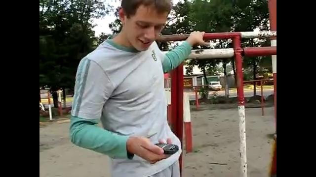 Фокус с дверью в парке разгадка. Фокус с телефоном Слепакова видео