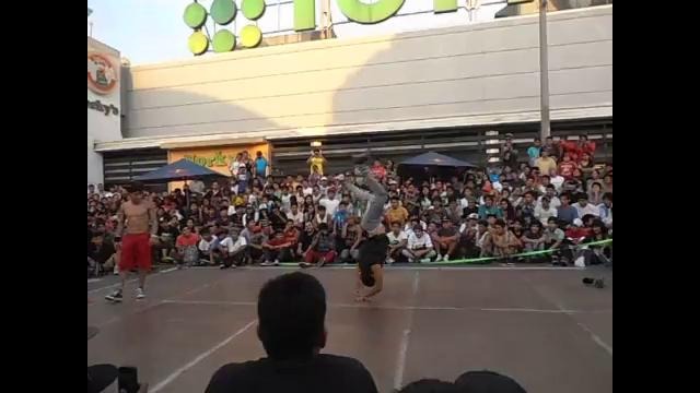 B Boy Morrison VS B Boy Lil G DBI PERU 2013