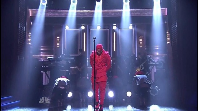 Chris Brown – X/Loyal @ The Tonight Show with Jimmy Fallon