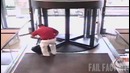 Неудачные вращающуюся двери от FailFactory