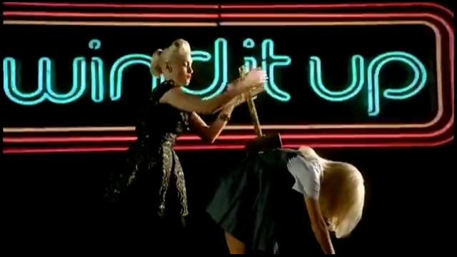 Gwen Stefani – Wind It Up