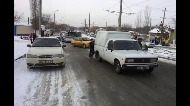 Гололед «Need for drift» в Ташкенте 26 декабря