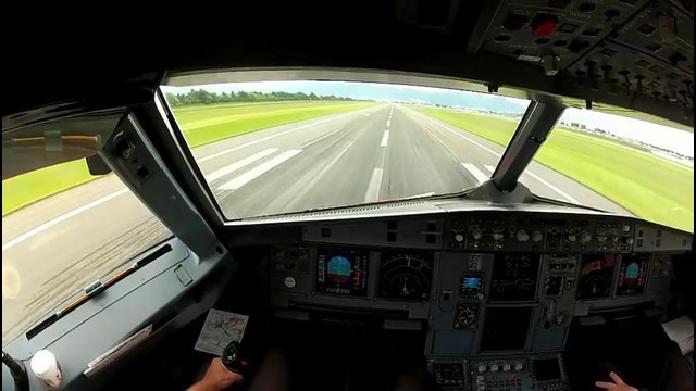 Захватывающие виды из кабины пилотов Аэробуса А 320