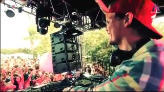 Avicii @ Ultra Music Festival 2012