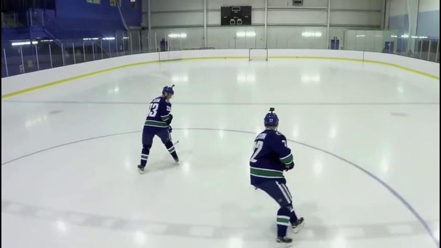 Невероятные хоккейные трюки от первого лица | GoPro: NHL After Dark