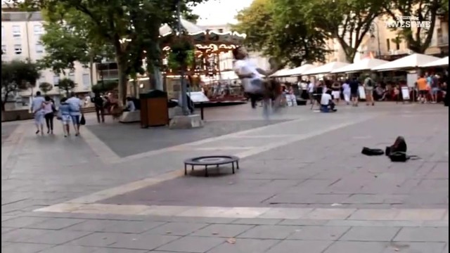 People Are Awesome – Extreme Freerunning & Tumbling