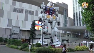 Япония – Робот Гандам и Японская Статуя Свободы