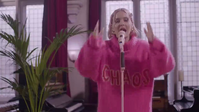 Anne-Marie – BIRTHDAY (Live at The Church Studios 2020!)