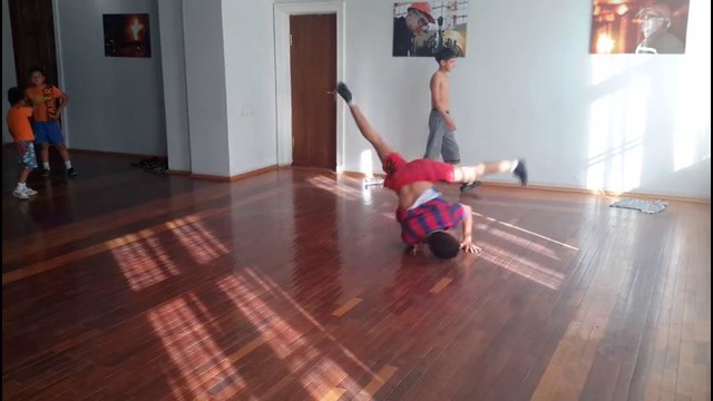 Real One Handed Airflare(Bboy FreD)