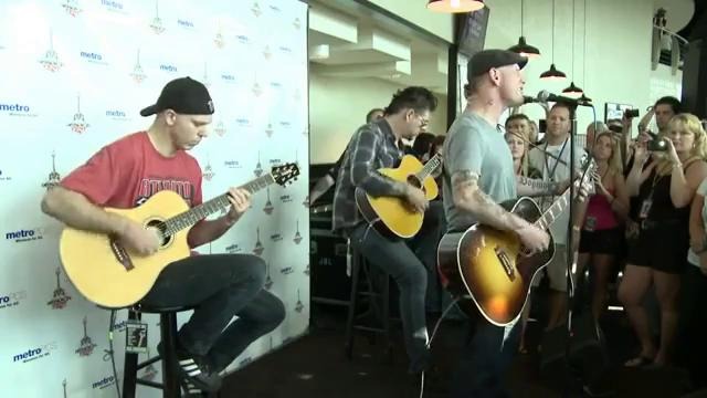 Stone Sour – Acoustic Performance at 98 RockFest
