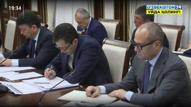 Президент Шавкат Мирзиёев провел совещание по вопросам повышения эффективности в топливно-энергетической отрасли