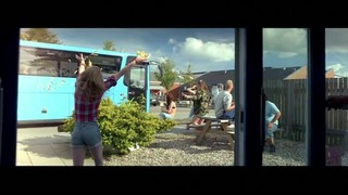 Ироничная реклама автобусов в Дании