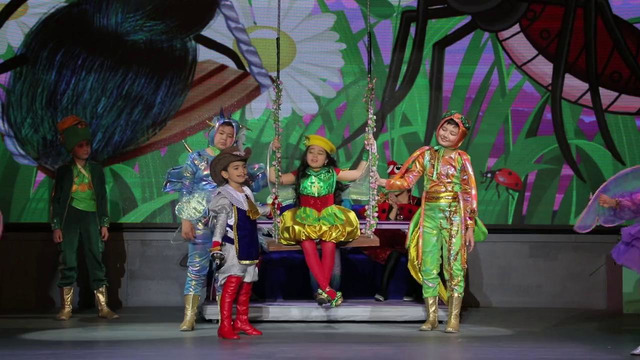 Муха-Цокотуха (на узбекском языке). Пашша-Ойпашша