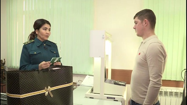 Александр Борисовга йўқолган ўрнига янги биометрик паспорт берилди