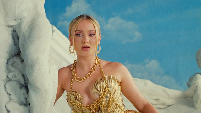 Alesso – Words (Feat. Zara Larsson) [Official Music Video 2022]