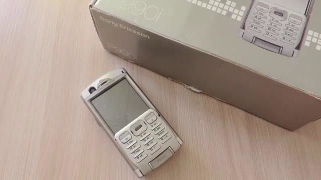 Обзор старого смартфона Sony Ericsson P990i