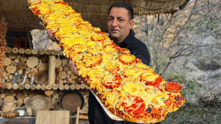 2 метра самой вкусной пиццы! Хватит на всю деревню