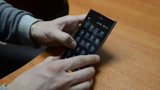 Видеообзор стильного монохромного смартфона LG Prada 3.0
