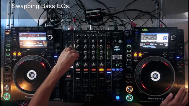 Dj Laidback Luke показывает мастер класс