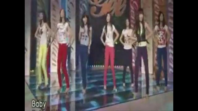 SNSD Funny Live Mistake in 2009