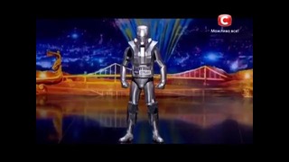 Робот танцует под Майкла Джексона – Україна має талант-6 – Кастинг в Днепропетровске