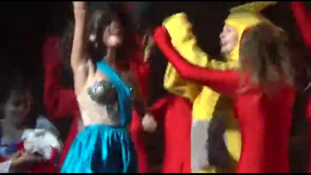 Selena Gomez Dancing to the Party Rock Anthem