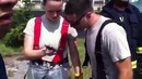 Как разбить стекло одним пальцем