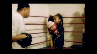 Девочка 5 лет мега боксер