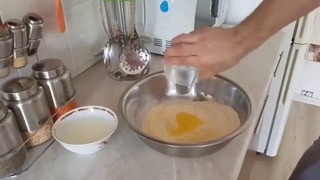 Сосиски в тесте (Корн Дог)Шикарный рецепт получается пышные и золотистые