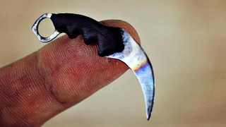 Самый маленький нож Karambit CSGO Поверхностная закалка из металла