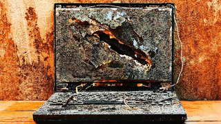 Реставрация старого очень убитого ноутбука