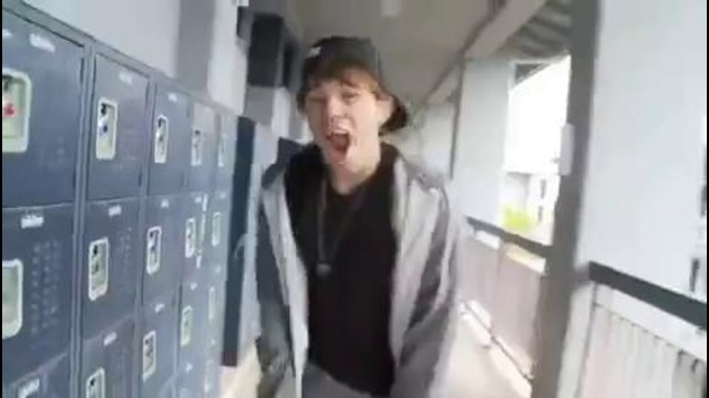 Пародия на Бибера и Кингстона