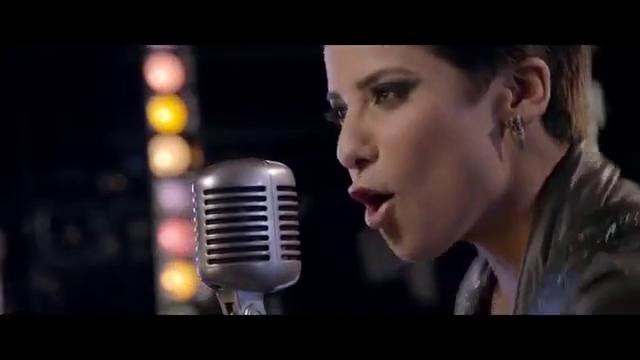 Vicci Martinez – Come Along ft. Cee-Lo Green