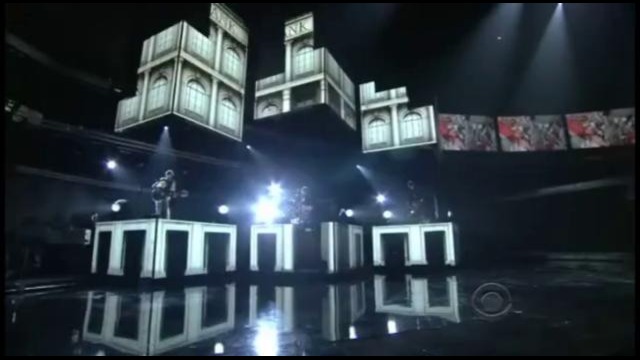 Muse – Uprising Live @ Grammy Awards 2011