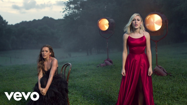 Maddie & Tae – Die From A Broken Heart (Official Video 2019!)