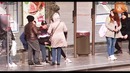 Не уступили место пожилому человеку. Социальный эксперимент[LIVE EMOTIONS]