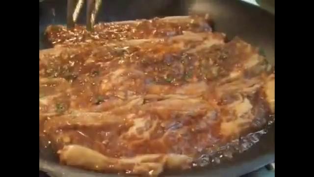 Korean Food: Grilled Beef Ribs ( 소 갈비=So GalBi )