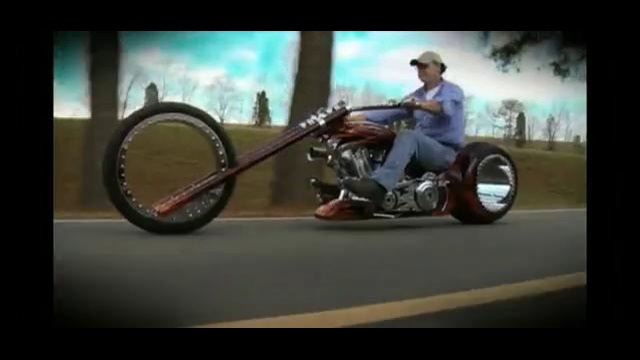 Мотоцикл с безосевым колесом Hubless Monster