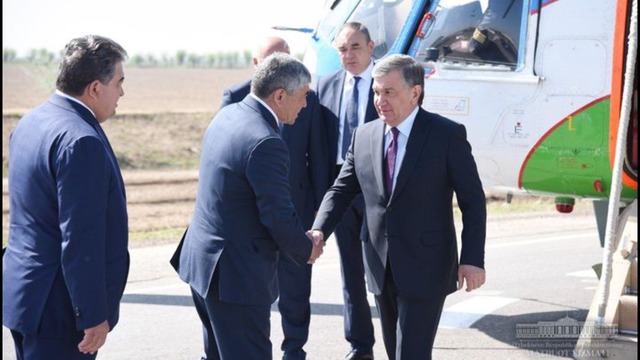 Президент прибыл в Сырдарьинскую область (13.04.2018)