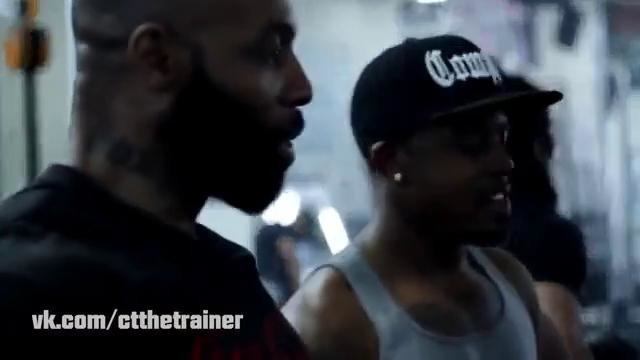 CT Fletcher-Плюшевая Борода-Тренирует Черного Кекса