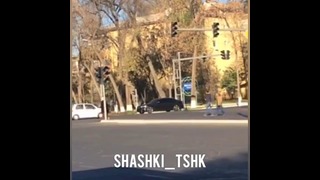 Тонированная BMW без номеров в Ташкенте.. кто же это