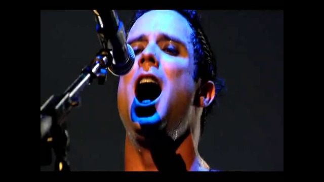 Skillet – Angels Fall Down (Live) [Part 12)