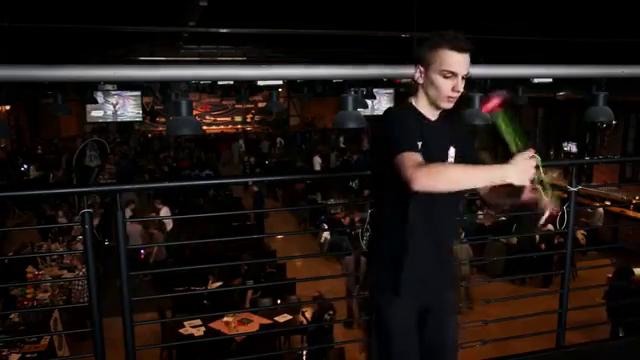 Один из игроков YoYoFactory – Константин Тоджаров